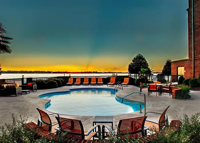 Courtyard By Marriott New Bern