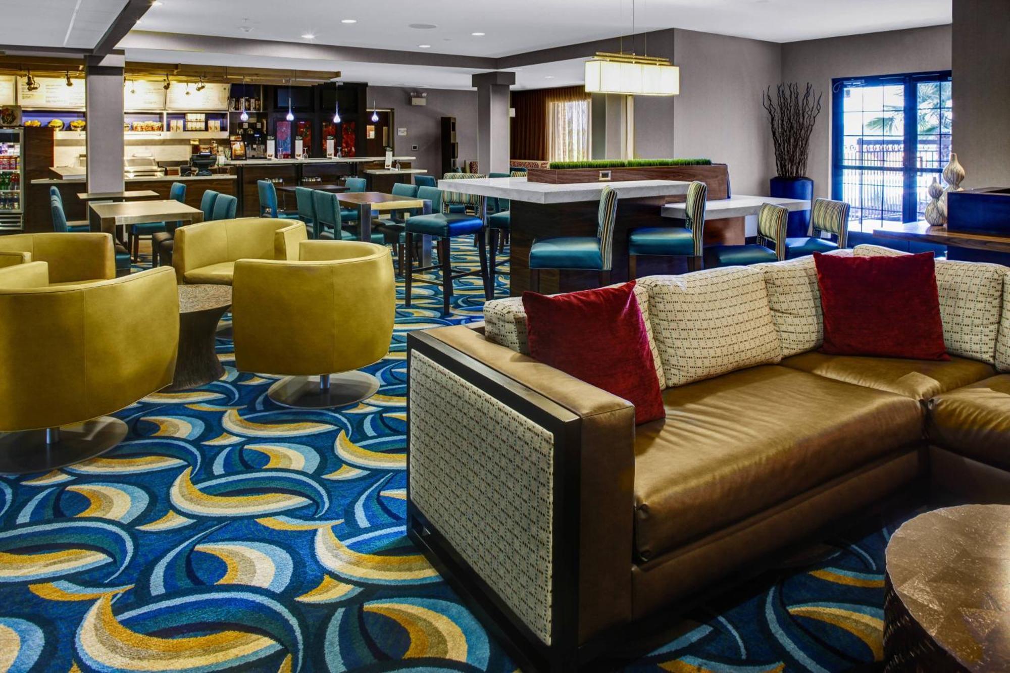 Courtyard By Marriott Hotel 3*